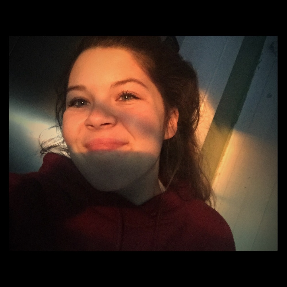 Meet your Posher, Hailey